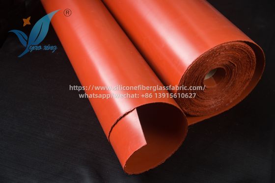 Couverture de feu extérieure de 1 m de largeur en caoutchouc de silicone revêtu de tissu de verre de 3,0 mm pour résistance à la chaleur